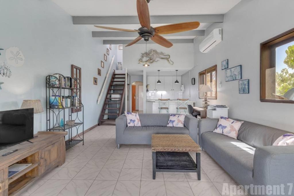 Bonaire Oceanfront Apartments Kralendijk Extérieur photo
